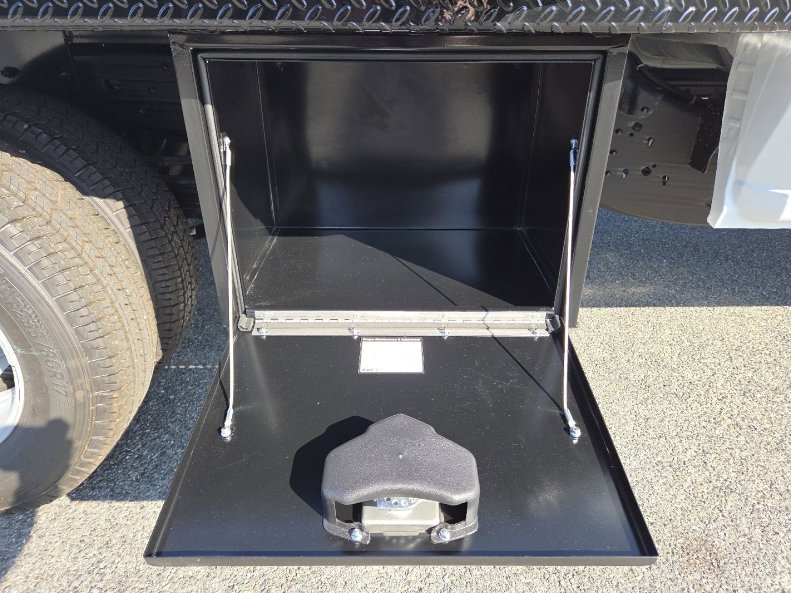 New 2026 GMC Sierra 3500 Pro w/ Convenience Package image 24