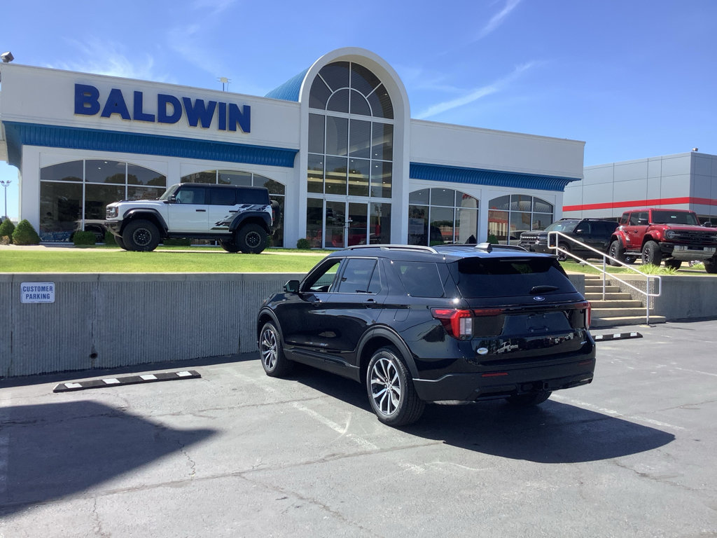 New 2026 Ford Explorer ST-Line AWD/4WD image 5