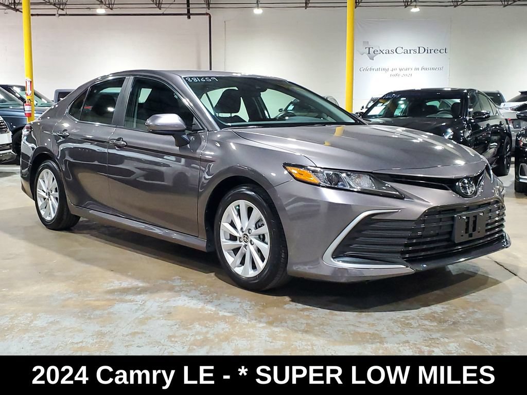 Used 2024 Toyota Camry LE FWD image 3