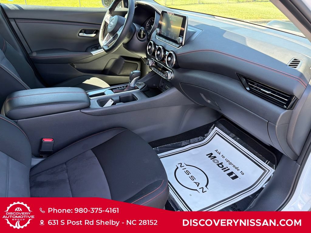 Certified 2025 Nissan Sentra SR w/ Midnight Edition FWD image 37