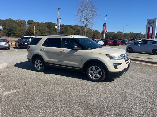 Used 2018 Ford Explorer XLT w/ Equipment Group 202A image 1