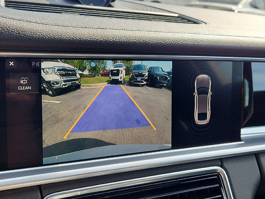Used 2019 Porsche Panamera 4 AWD/4WD image 19