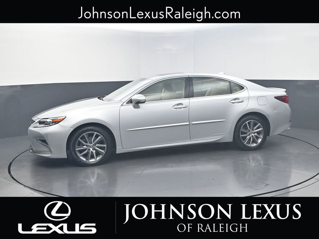 Used 2016 Lexus ES 300h image 2