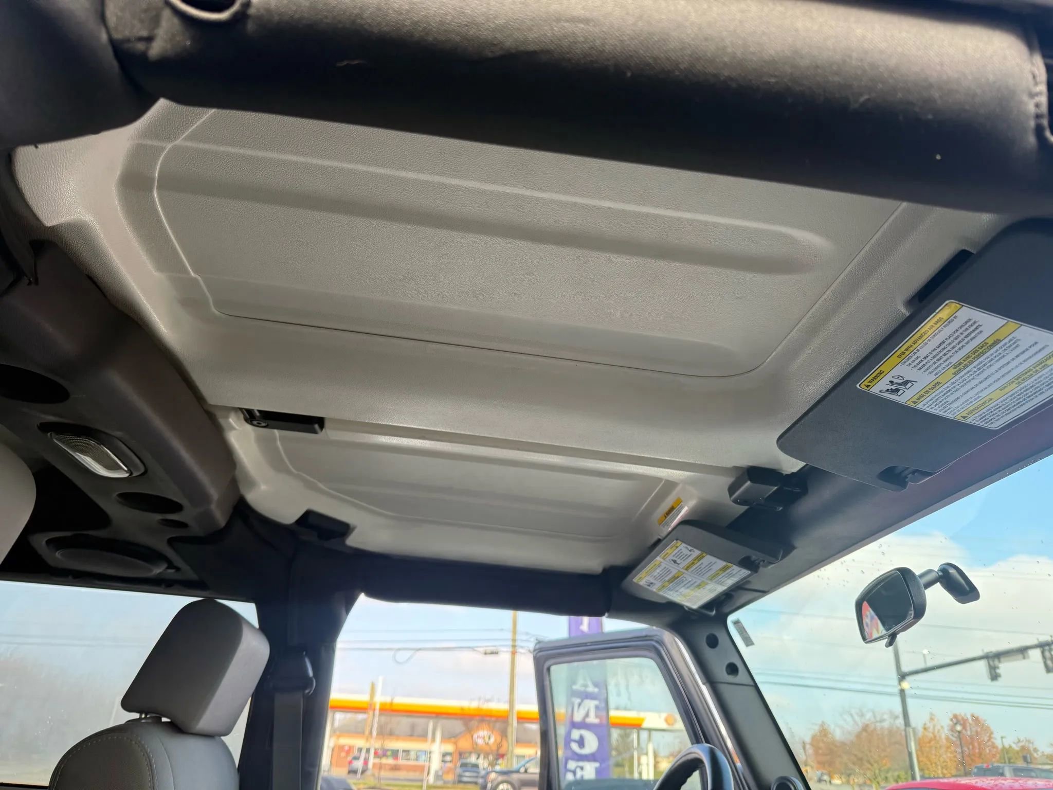 Used 2009 Jeep Wrangler X image 21