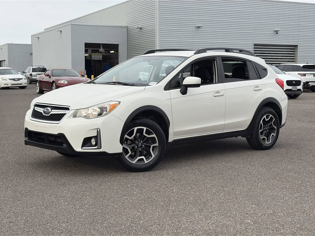 Used 2016 Subaru Crosstrek 2.0i Premium AWD/4WD image 3