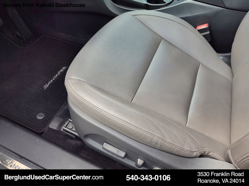 Used 2018 Hyundai Santa Fe SE FWD image 22