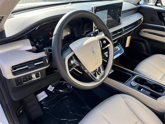 New 2026 Lincoln Corsair Premiere image 24