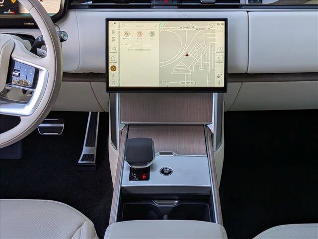 New 2026 Land Rover Range Rover Long Wheelbase SE image 11