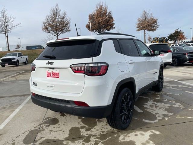 New 2026 Jeep Compass Latitude AWD/4WD image 5