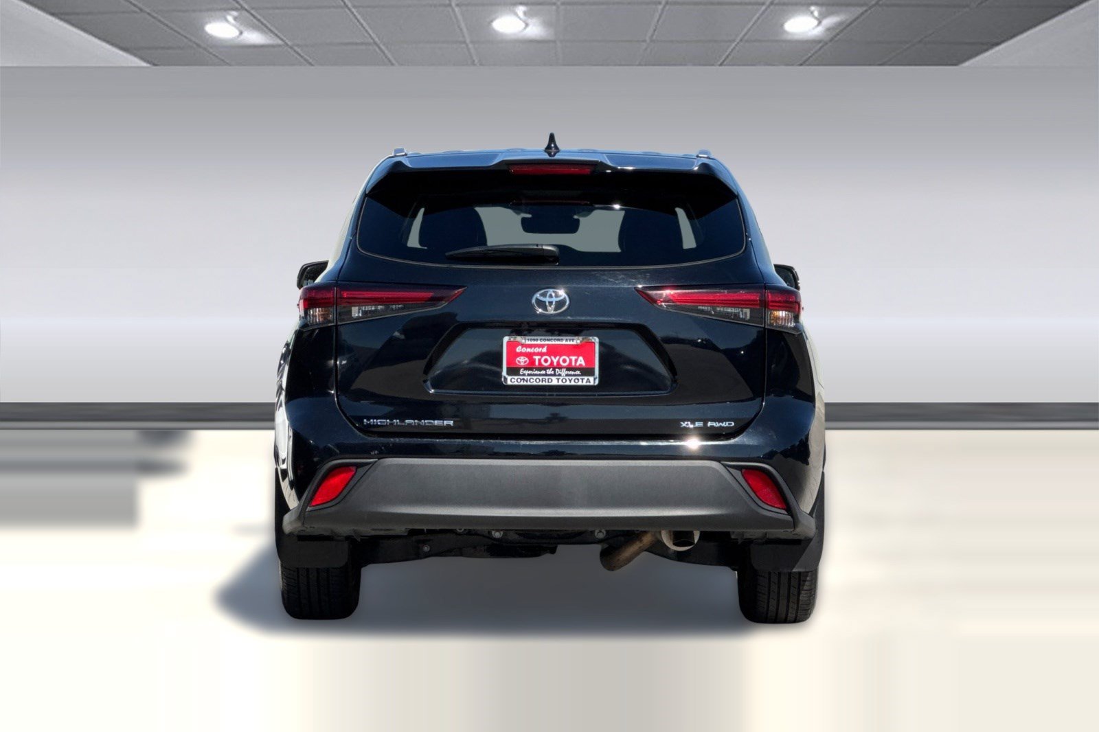 Used 2026 Toyota Highlander XLE AWD/4WD image 10