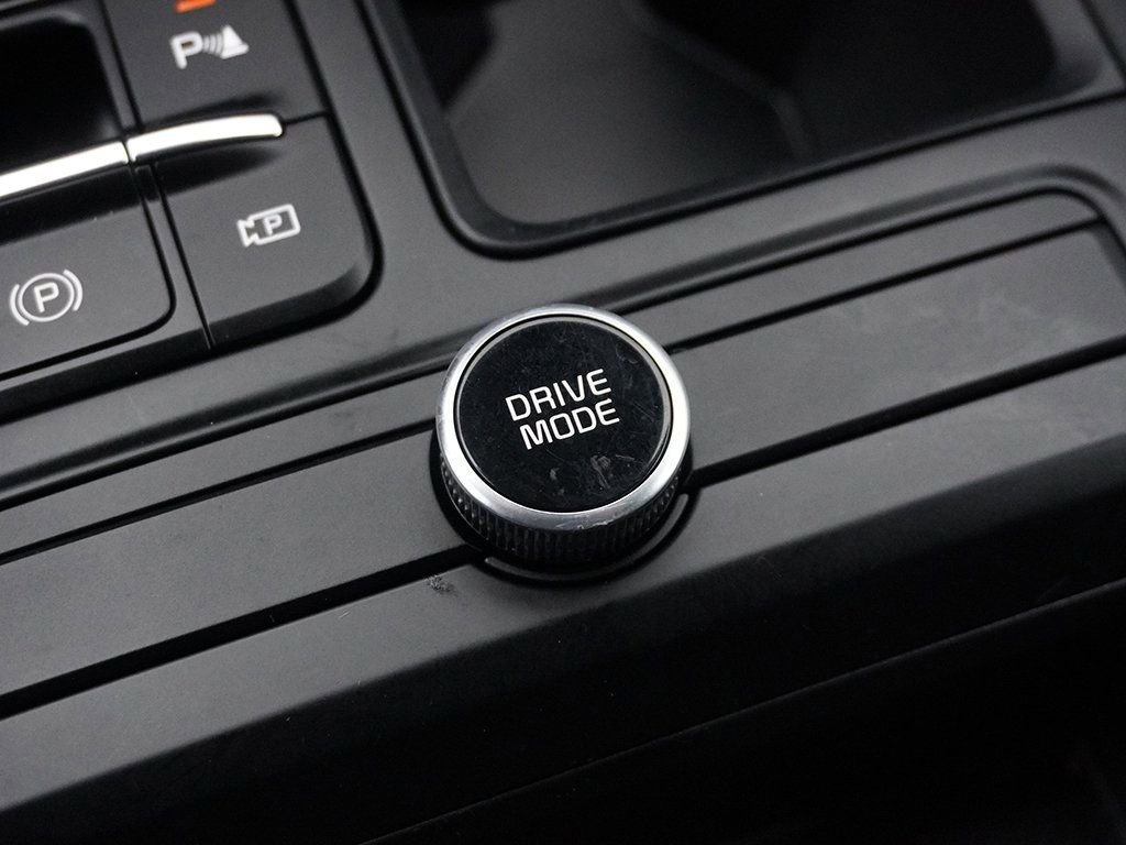 Used 2025 Kia K5 LXS image 48