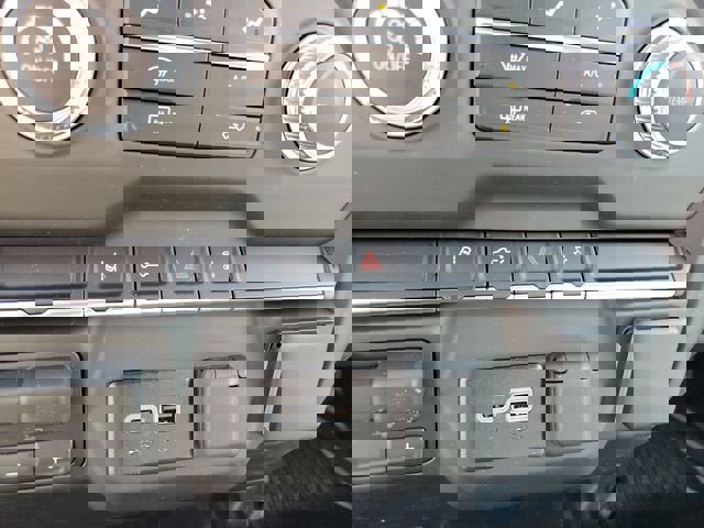 New 2026 GMC Sierra 3500 Pro w/ Convenience Package image 24