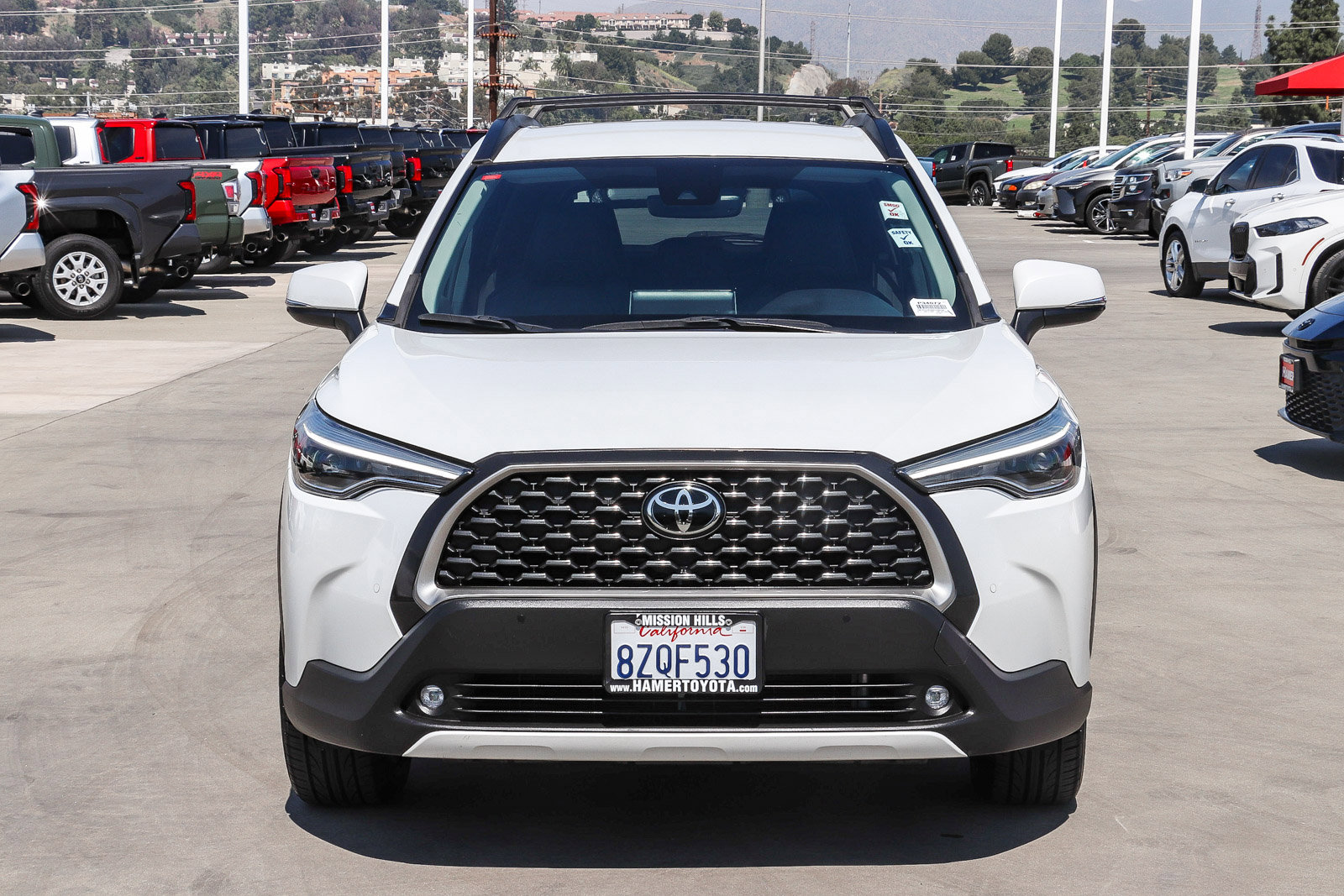 Used 2022 Toyota Corolla Cross XLE AWD/4WD image 2