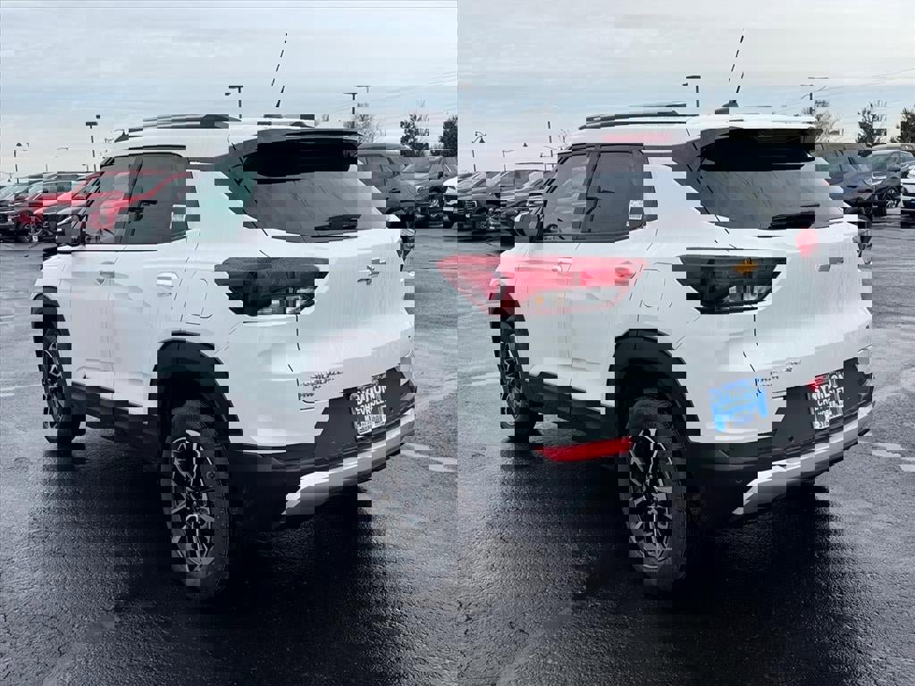 New 2026 Chevrolet TrailBlazer LT w/ Driver Confidence Package image 3