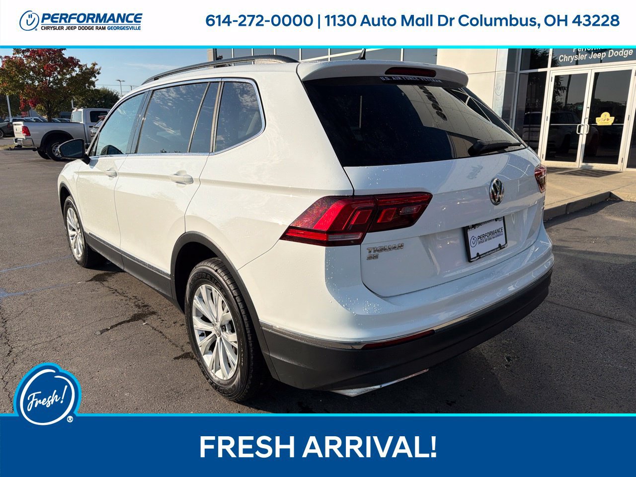 Used 2018 Volkswagen Tiguan SE w/ Panoramic Sunroof Package AWD/4WD image 8