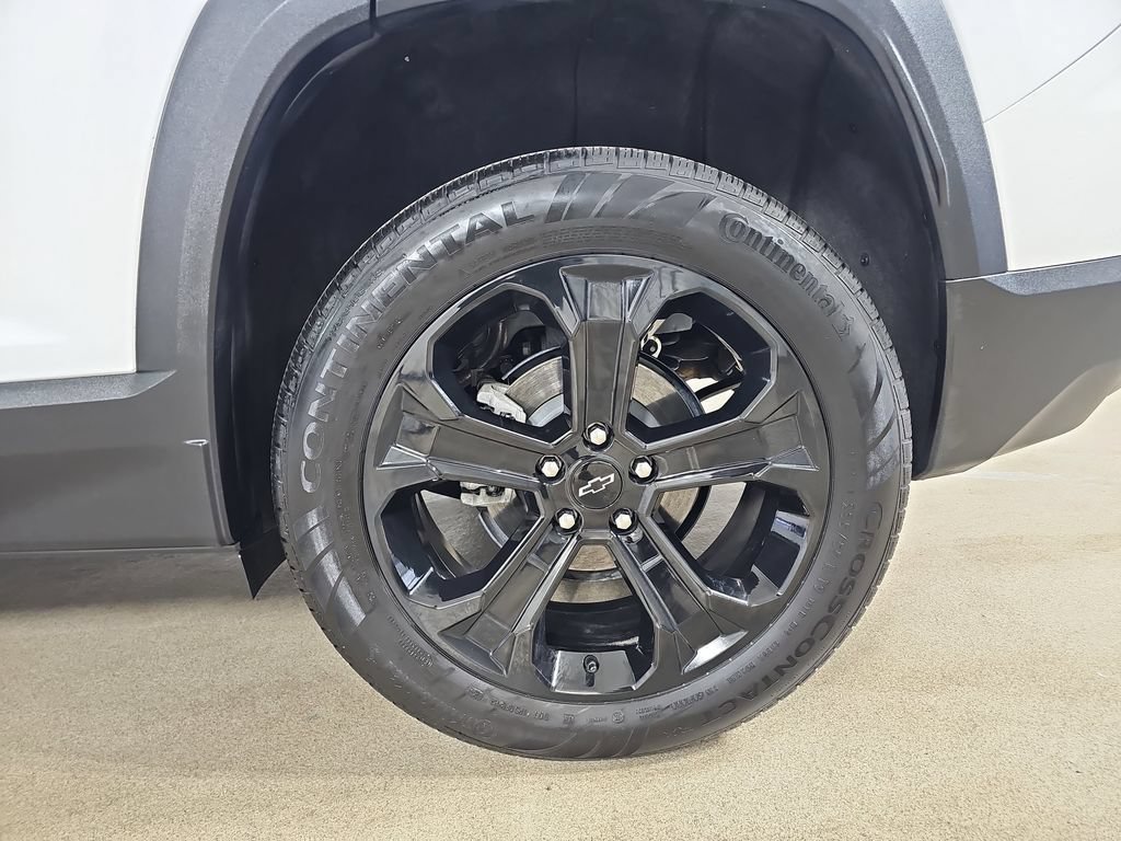 Certified 2025 Chevrolet Equinox LT w/ Convenience Package II AWD/4WD image 39