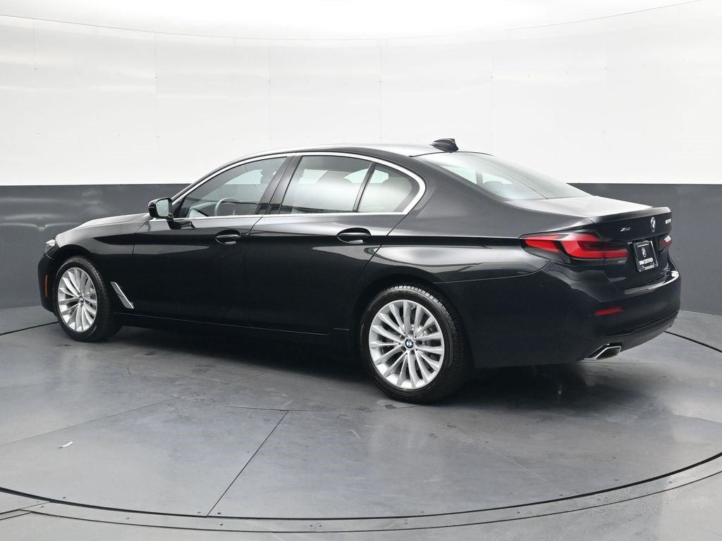 Used 2023 BMW 530i xDrive w/ Premium Package AWD/4WD image 6