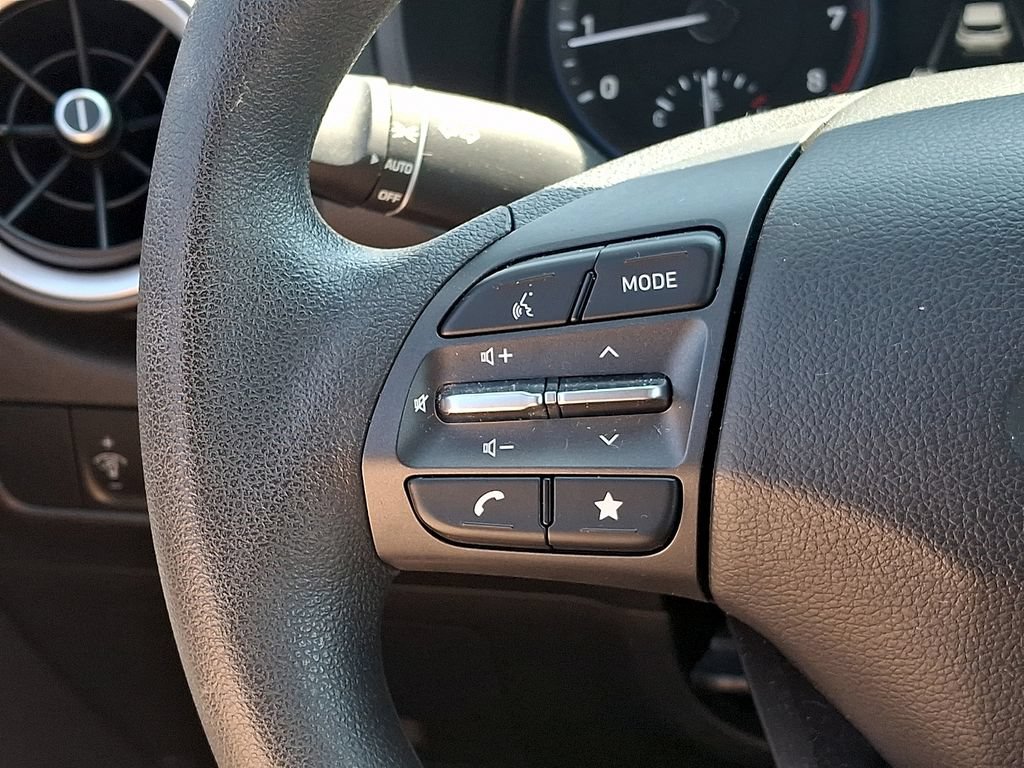 Used 2022 Hyundai Kona SE FWD image 21