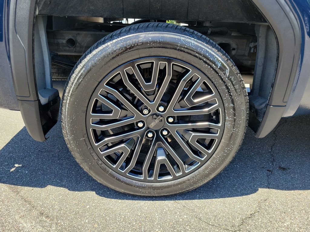 Used 2022 GMC Sierra 1500 Denali Ultimate AWD/4WD image 5