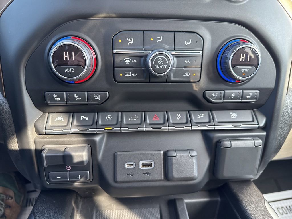 Used 2019 Chevrolet Silverado 1500 High Country image 27