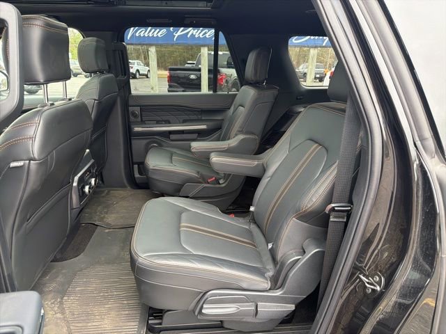 Used 2022 Ford Expedition Max Platinum AWD/4WD image 12