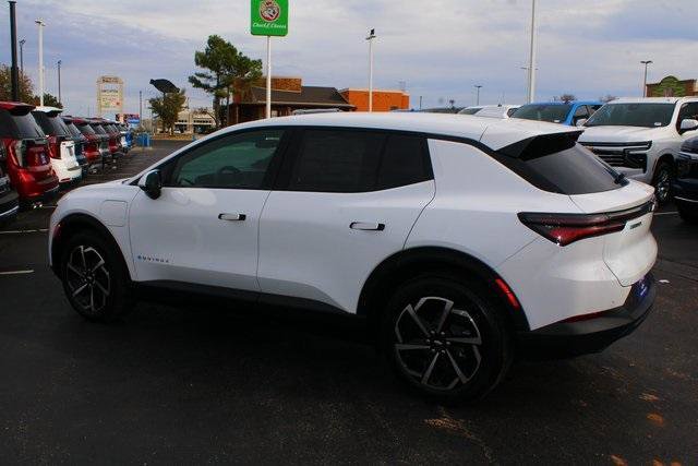 New 2026 Chevrolet Equinox EV LT image 11