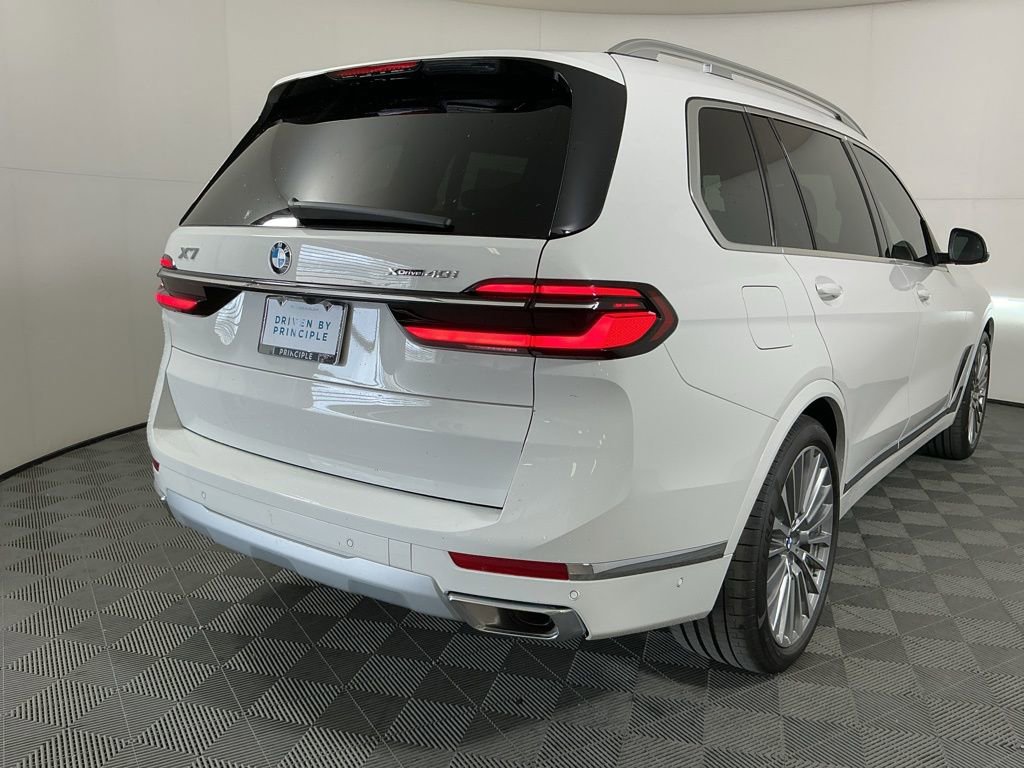 New 2026 BMW X7 xDrive40i w/ Executive Package AWD/4WD image 5
