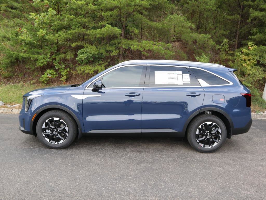 New 2025 Kia Sorento S w/ Panoramic Sunroof Package image 2