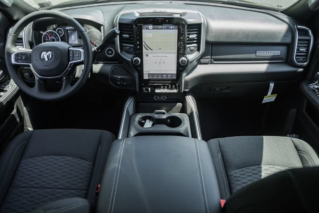 New 2026 RAM 3500 Big Horn AWD/4WD image 30