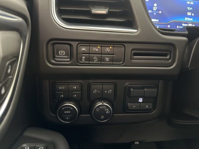 Used 2024 Chevrolet Tahoe Z71 w/ Z71 Off-Road Package AWD/4WD image 29