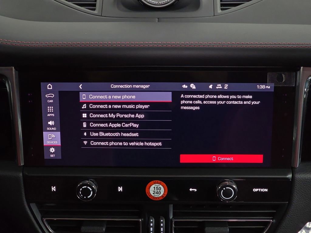 Used 2025 Porsche Macan image 17