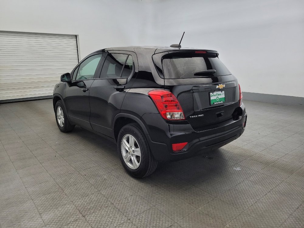Used 2020 Chevrolet Trax LS w/ Tint and Cruise Package image 5