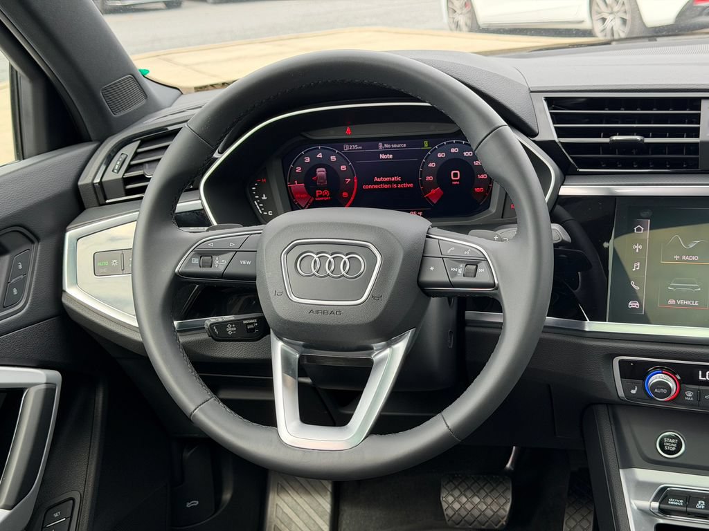 Certified 2025 Audi Q3 2.0T Premium w/ Convenience Package AWD/4WD image 22