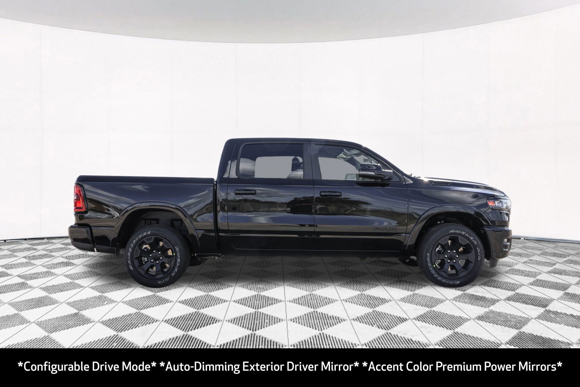 New 2026 RAM 1500 4x4 Crew Cab image 15