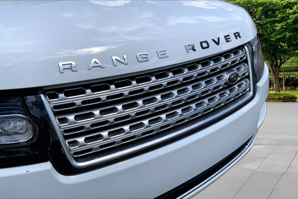 Used 2017 Land Rover Range Rover Supercharged AWD/4WD image 31