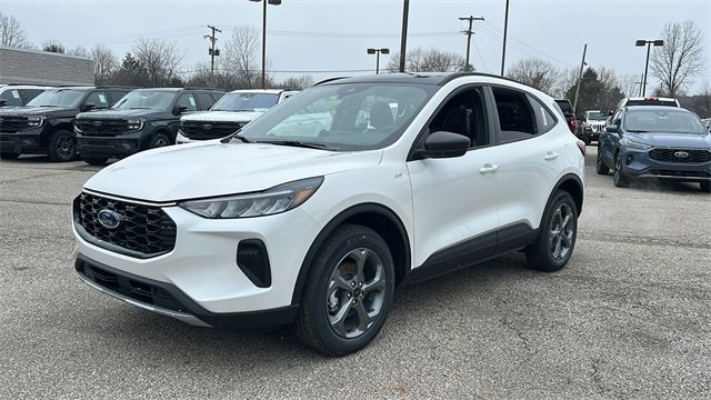 New 2026 Ford Escape ST-Line w/ Tech Pack #1 image 2