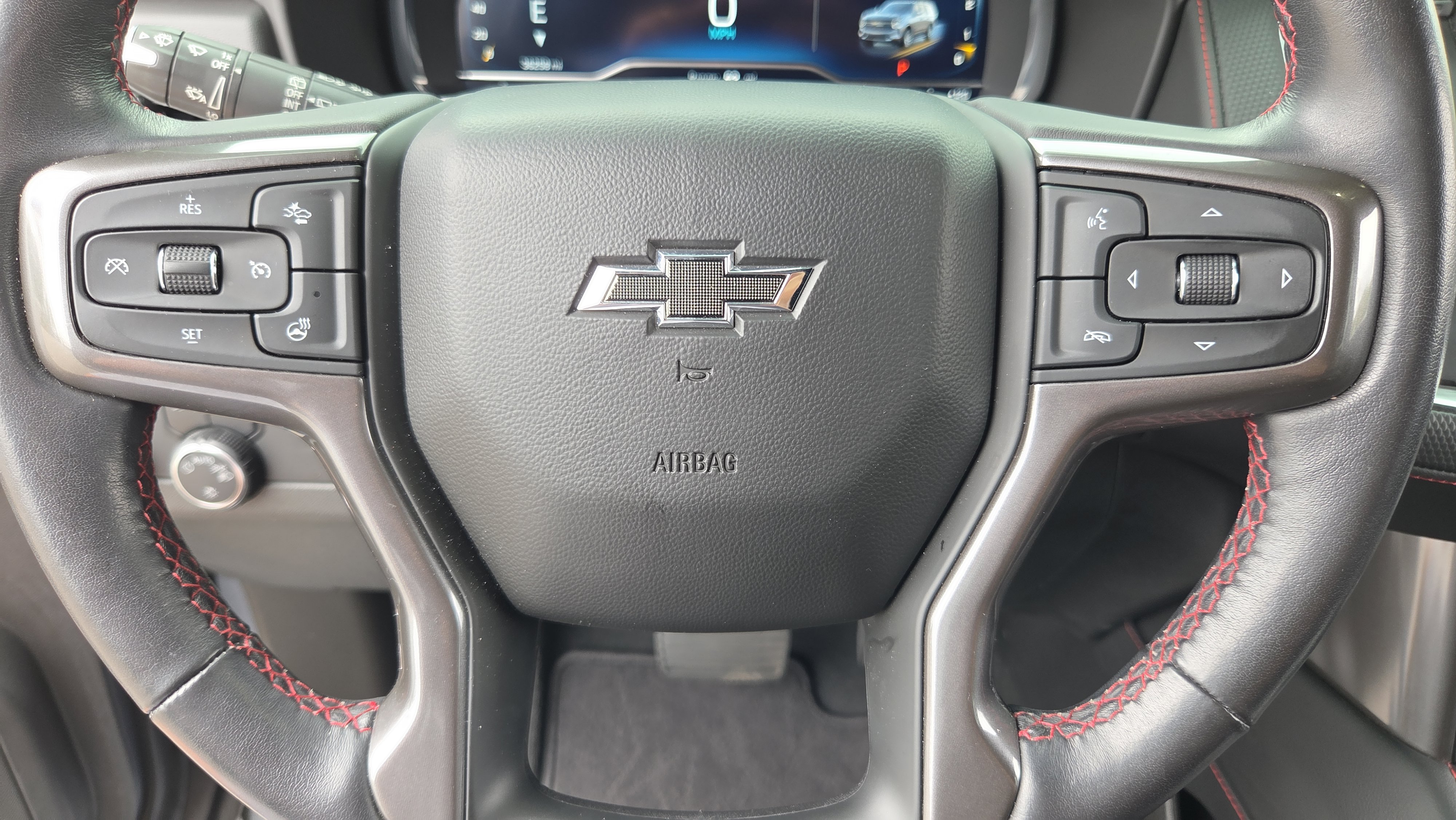 Used 2022 Chevrolet Tahoe RST w/ Luxury Package RWD image 23