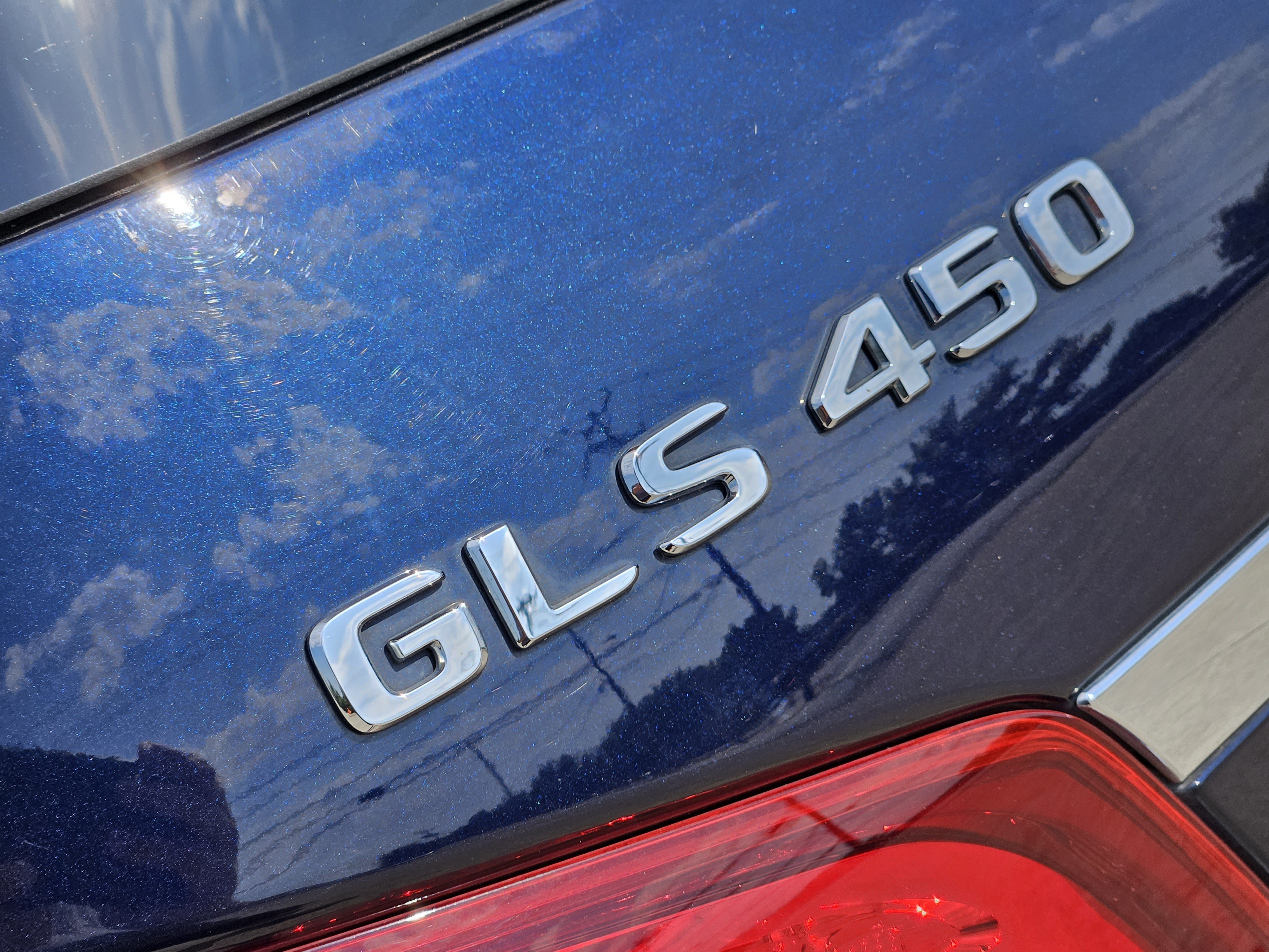 Used 2019 Mercedes-Benz GLS 450 4MATIC image 12