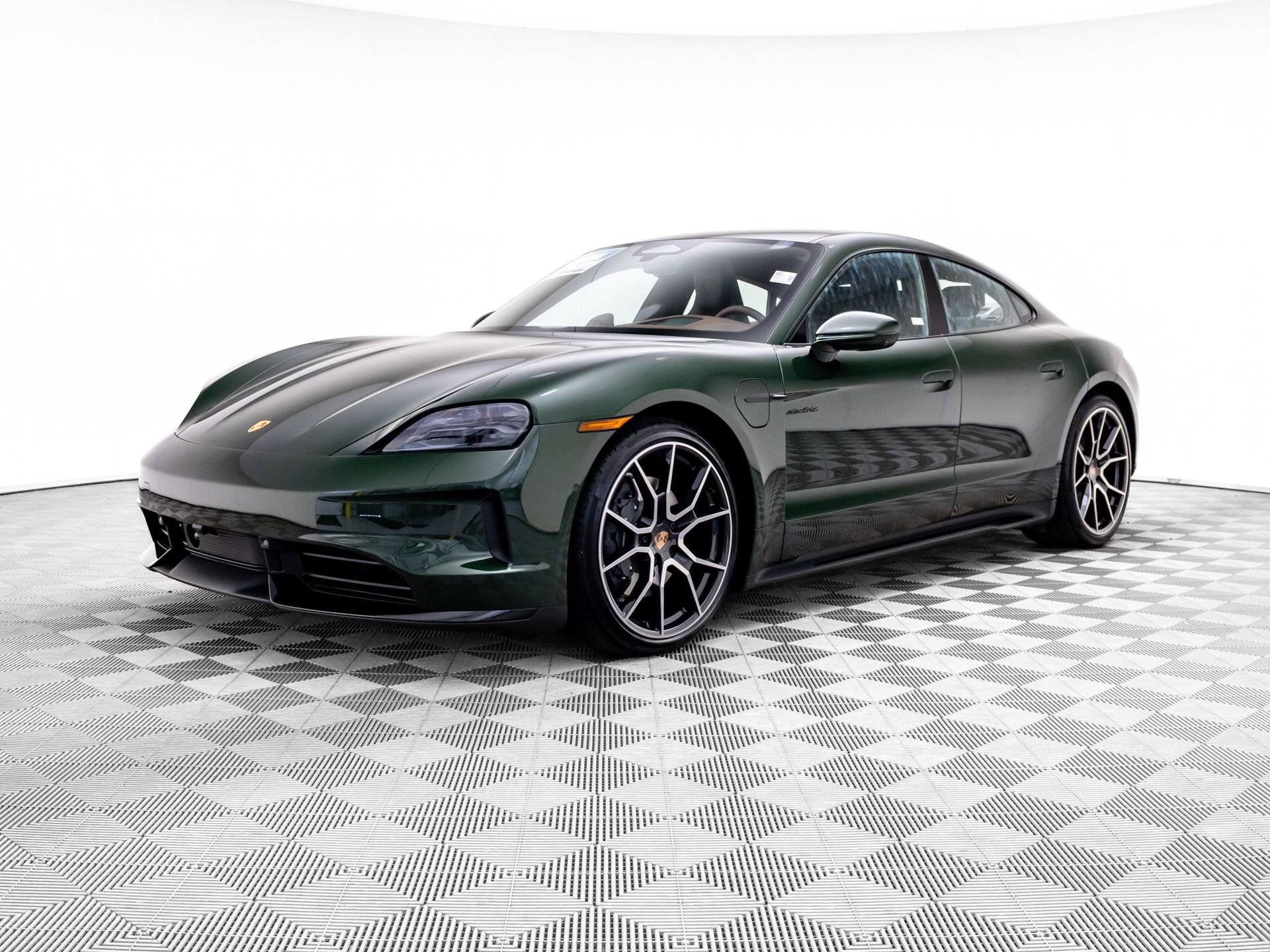New 2026 Porsche Taycan AWD/4WD image 1