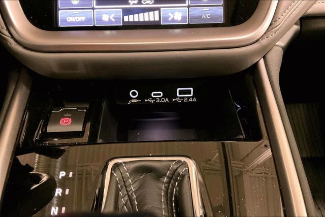 Used 2025 Subaru Legacy Limited image 33