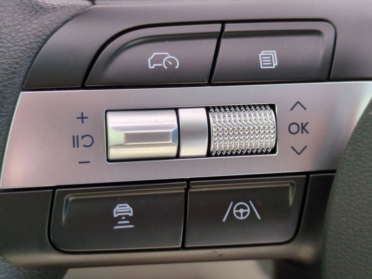 Certified 2025 Hyundai Tucson SEL image 20