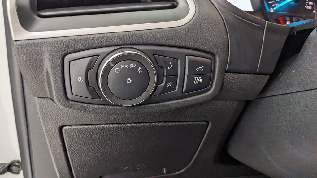 Certified 2022 Ford Edge SEL w/ Convenience Package image 21