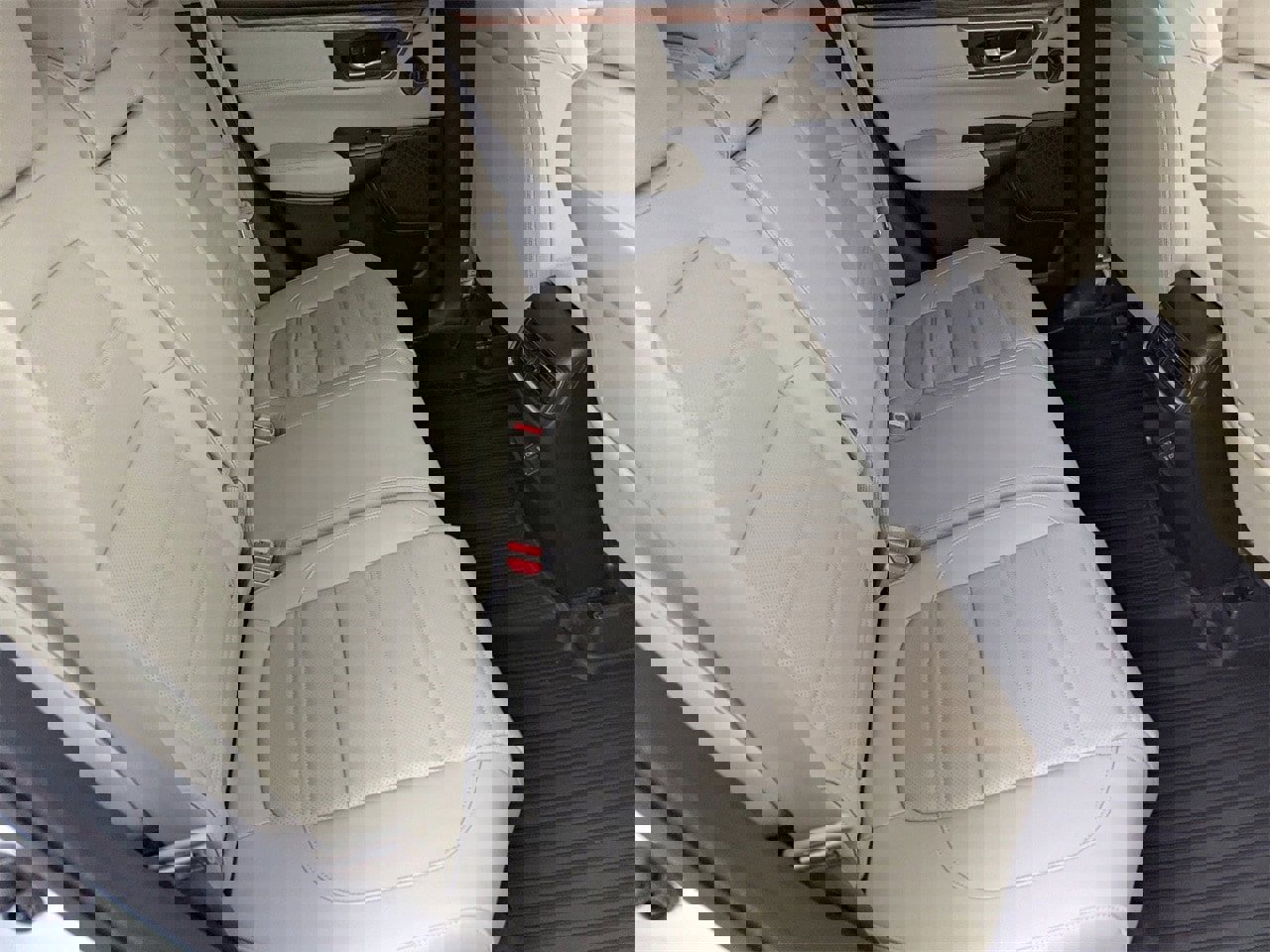 Used 2021 Honda CR-V Touring image 17