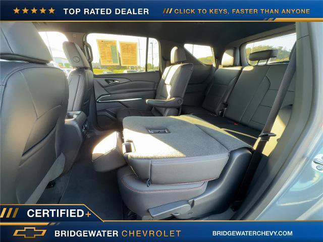 Used 2025 Chevrolet Traverse Z71 w/ Driver Confidence Package AWD/4WD image 12