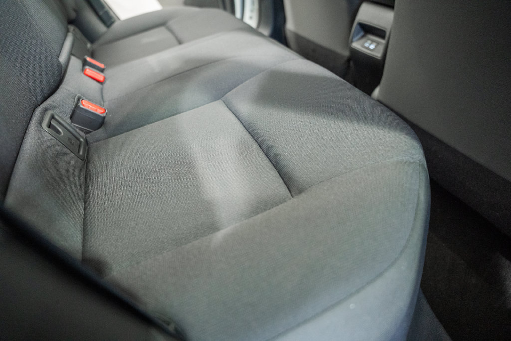 Used 2023 Toyota Corolla LE w/ Carpet Mat Package (TMS) FWD image 21
