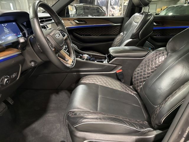 Used 2023 Jeep Grand Cherokee L Summit w/ High Altitude Package image 20