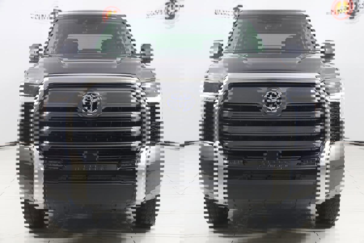 Used 2023 Toyota Tundra Limited image 47