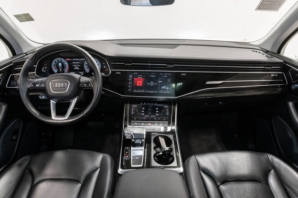 Used 2023 Audi Q7 3.0T Premium w/ Convenience Package image 27