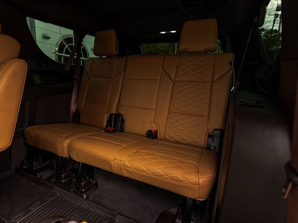Used 2023 Cadillac Escalade ESV Sport w/ LPO, Floor Liner Package AWD/4WD image 30