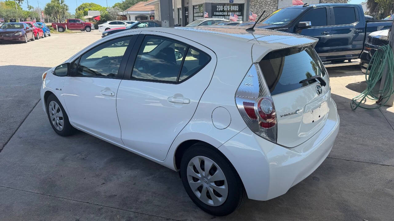 Used 2012 Toyota Prius C One FWD image 7